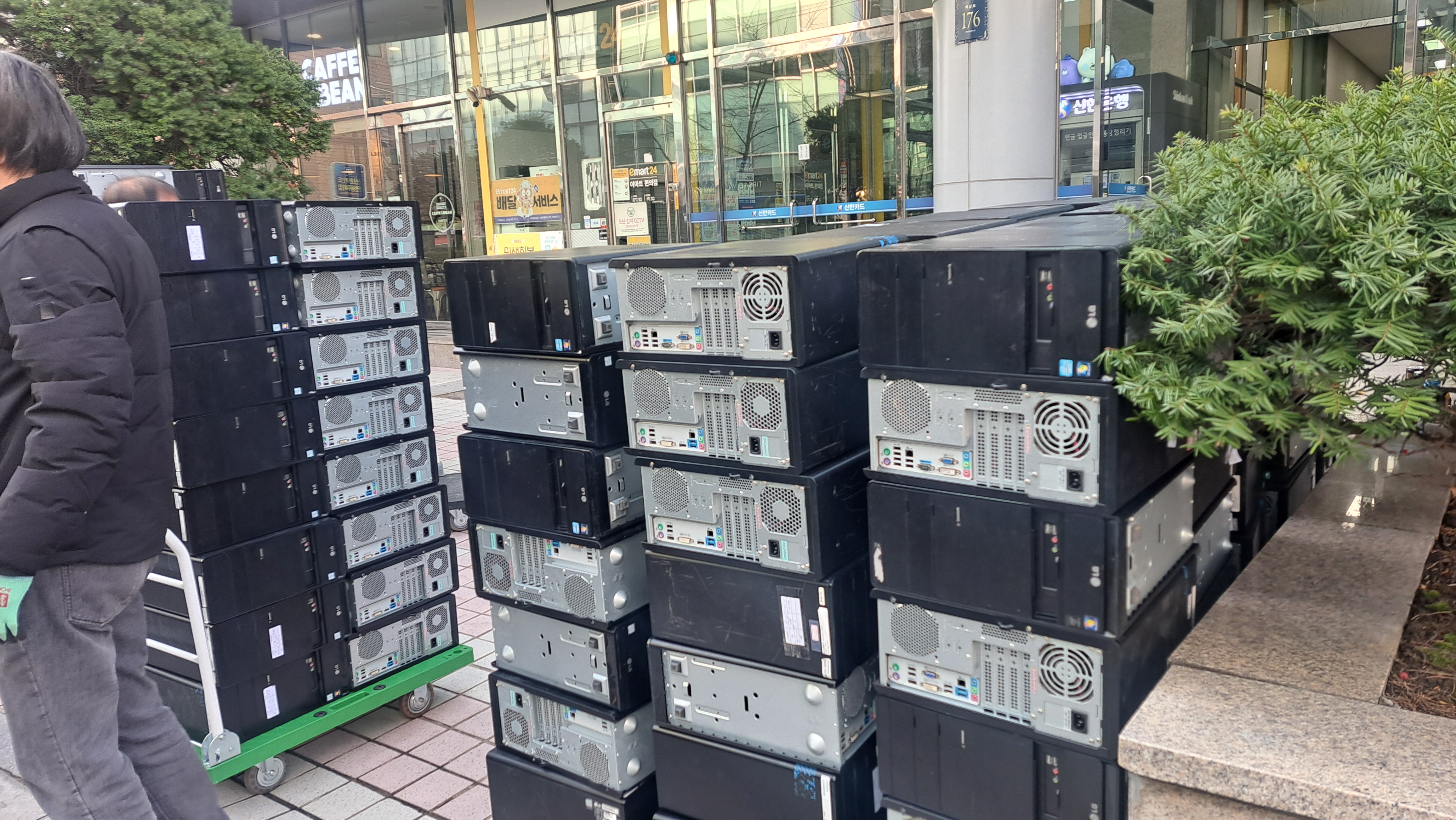 여의도 / 우리은행 / 노트북,PC,모니터