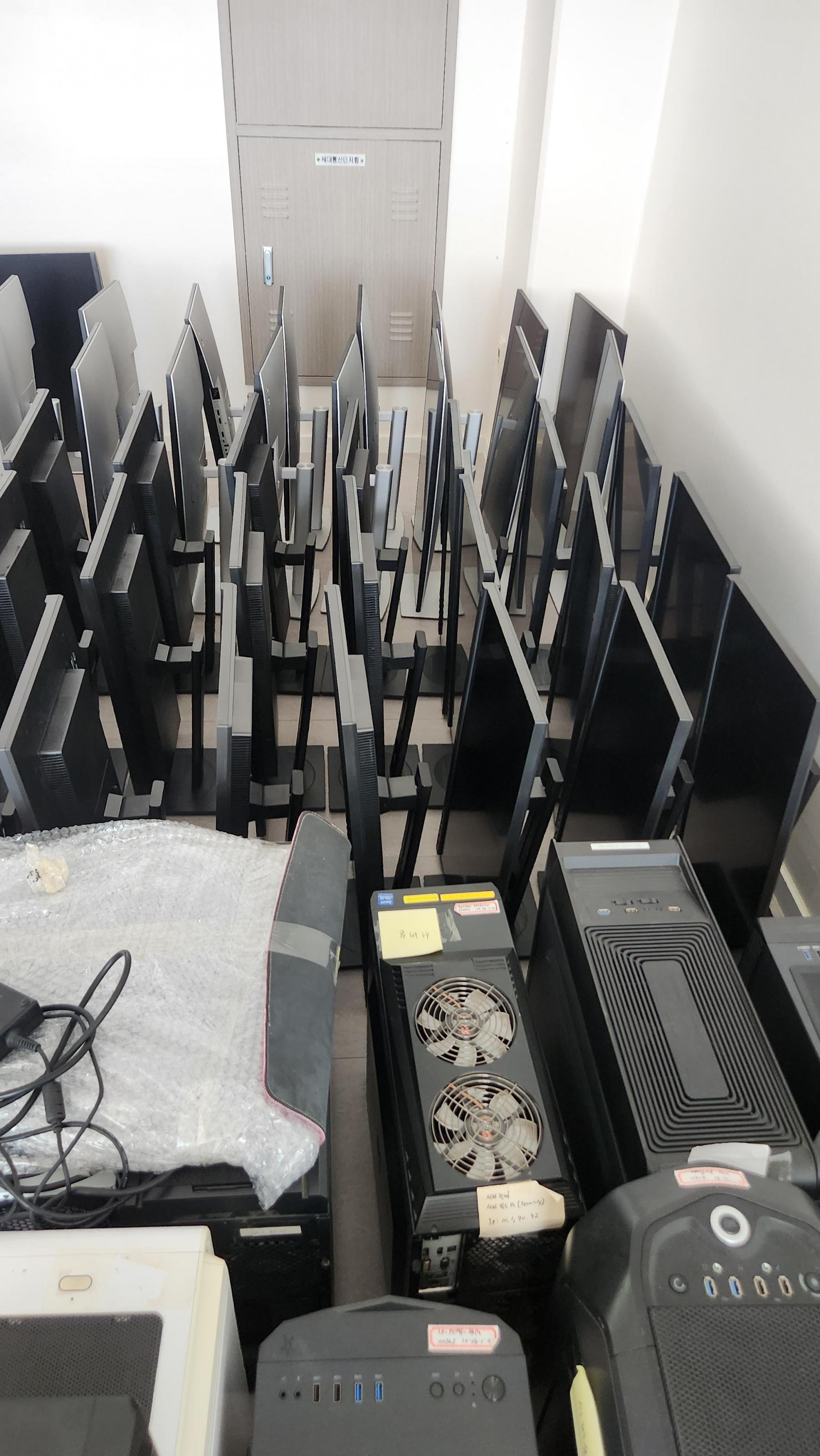 고양시 / 박물관 / PC,모니터 / 약 130대