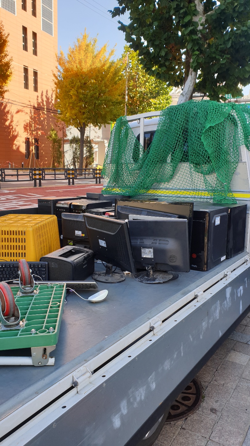 동대문 / 쇼핑몰 / PC, 모니터 / 약 20대