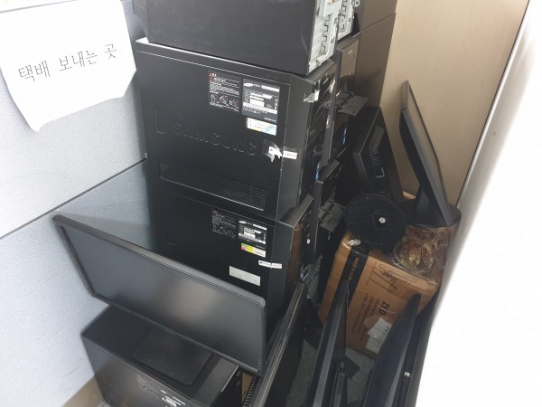 삼성 / 사무실 / PC,모니터 / 약30대