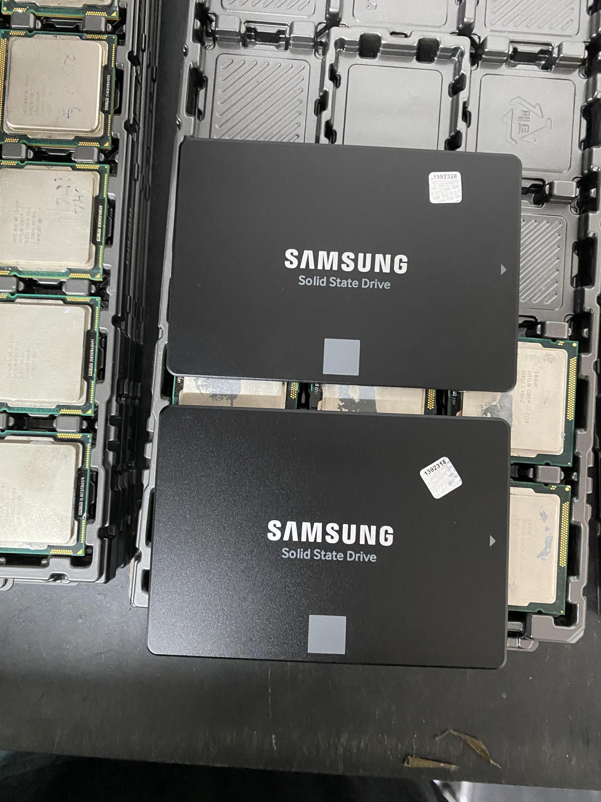 서울 / 방문매입 / CPU,SSD / 총 1박스