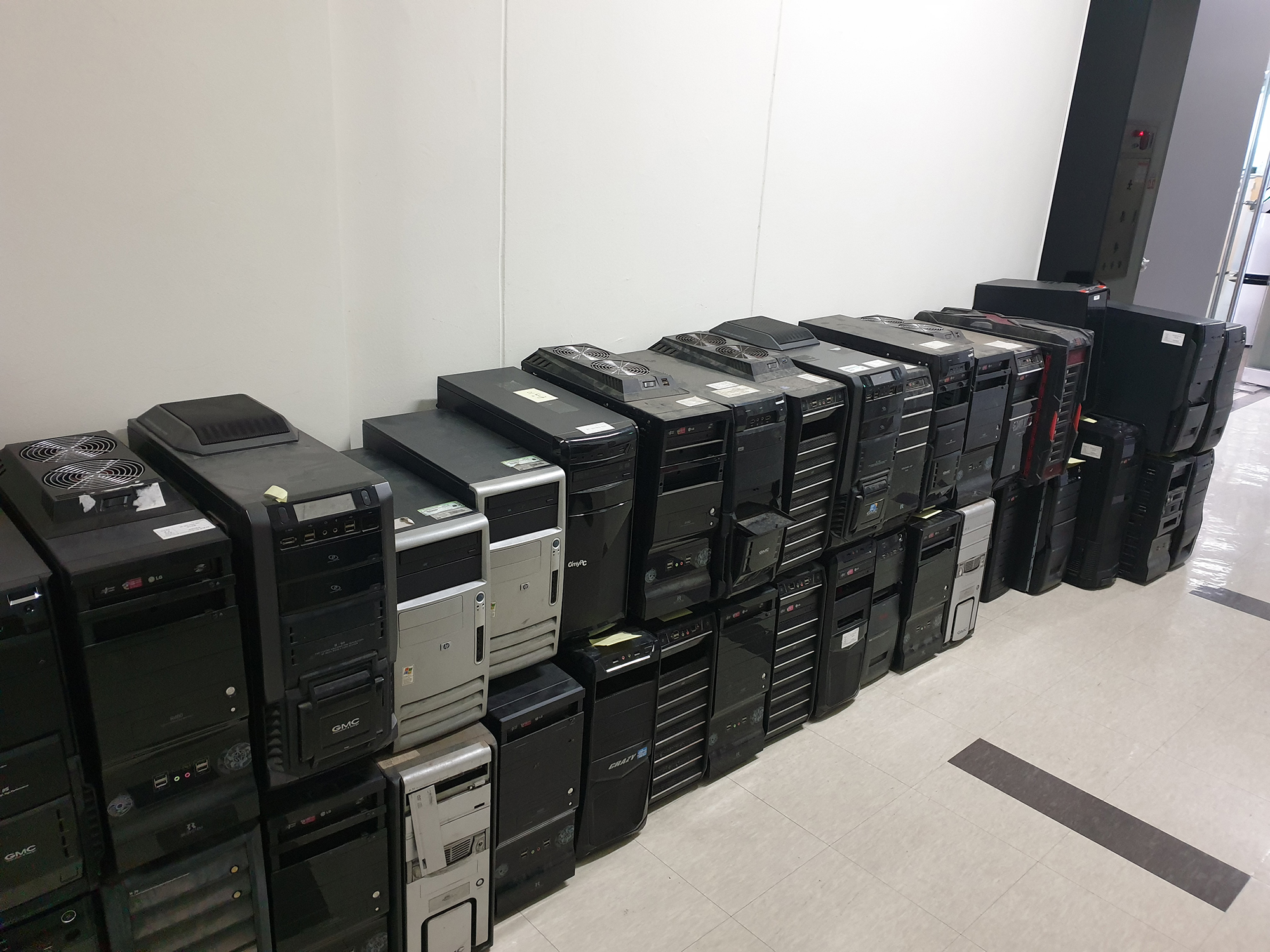노원구 / 숙박업체 / PC,모니터 / 약 110대
